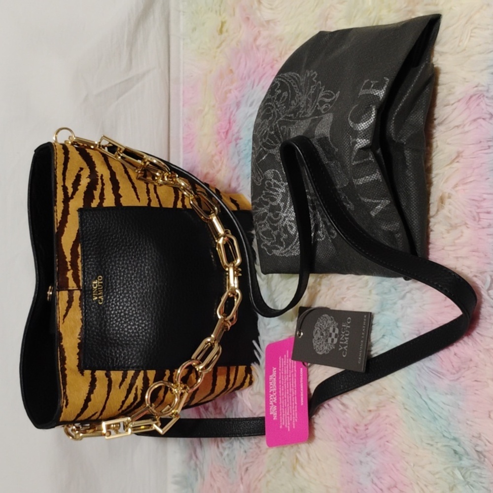 New Vince Camuto Genuine Cowhair Fur & Leather Bucket Bag/Chain Detail (#34)